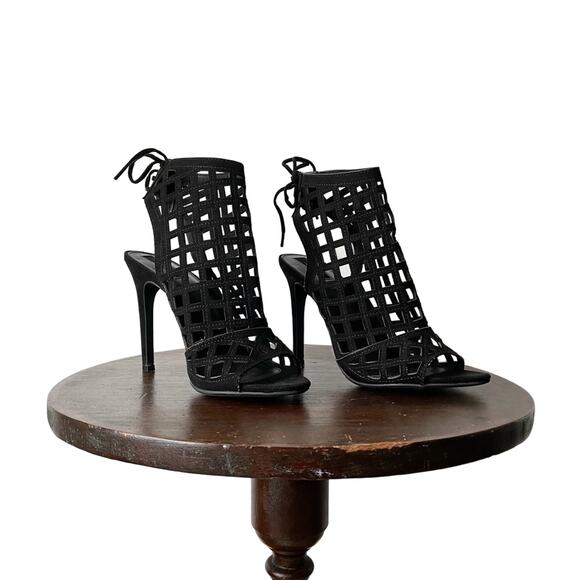 Forever21 Laser Cut Perforated Heels Size 8 - Picture 1 of 7